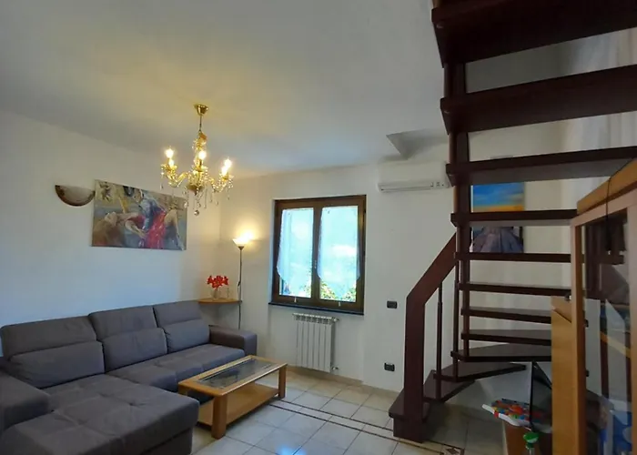 Tora Ferienhaus Santo Stefano di Magra